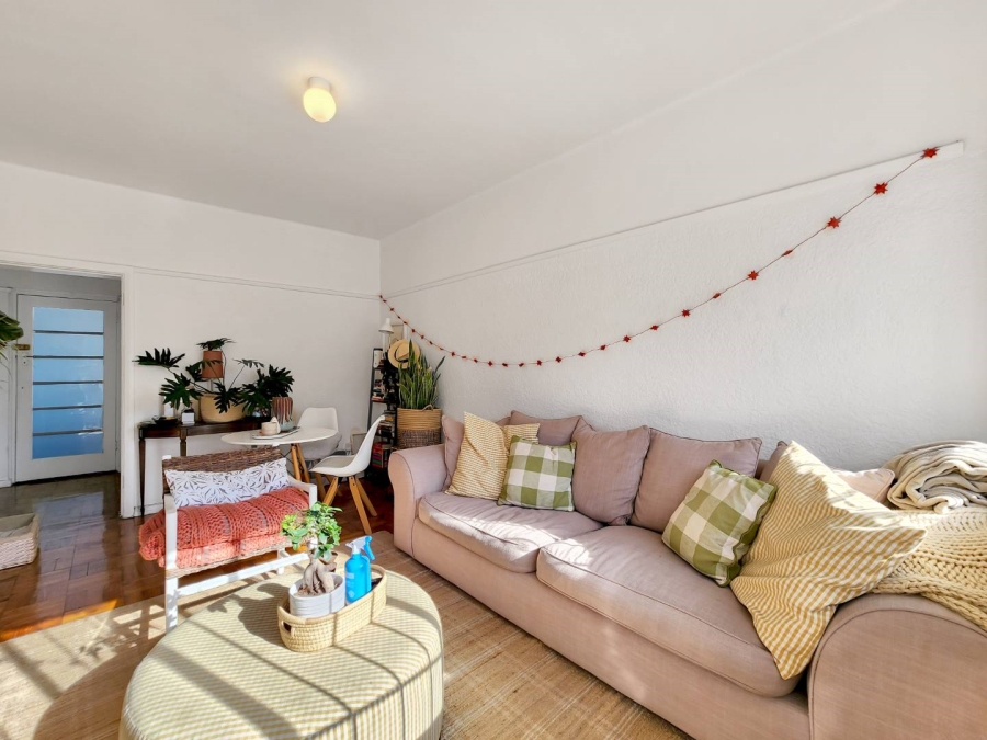 To Let 1 Bedroom Property for Rent in Vredehoek Western Cape